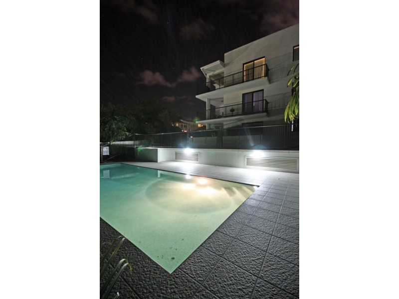 17/15 Lloyd Street, Southport QLD 4215