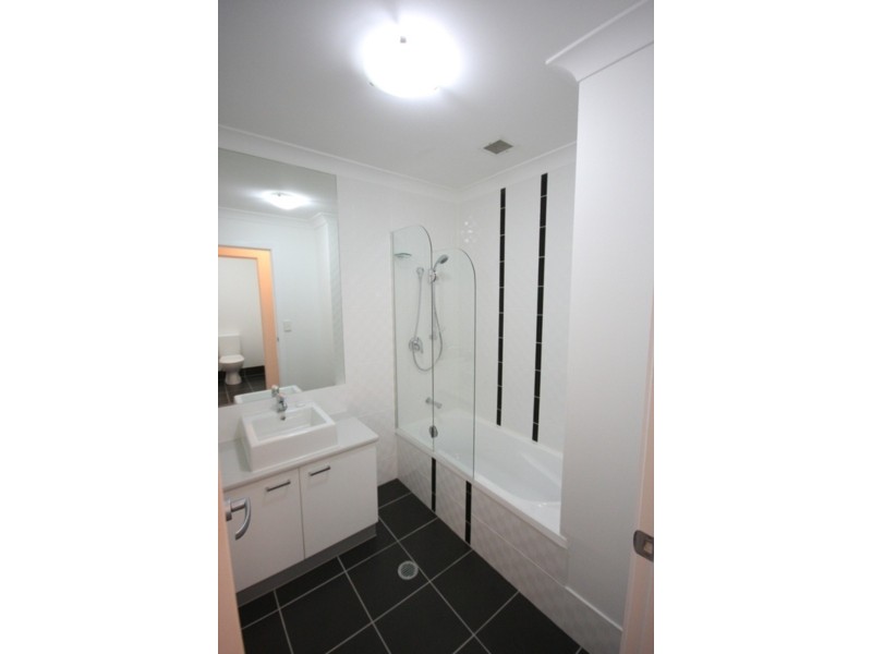 17/15 Lloyd Street, Southport QLD 4215