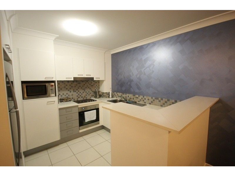 17/15 Lloyd Street, Southport QLD 4215