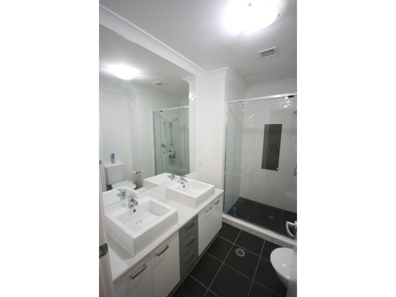 17/15 Lloyd Street, Southport QLD 4215