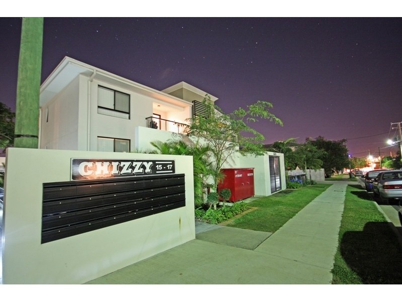 17/15 Lloyd Street, Southport QLD 4215