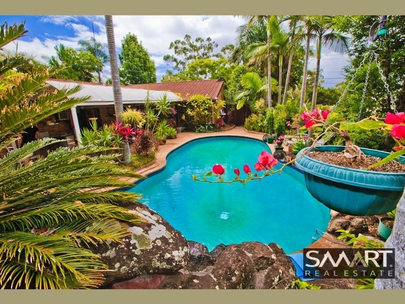 152 Heeb Street, Benowa QLD 4217