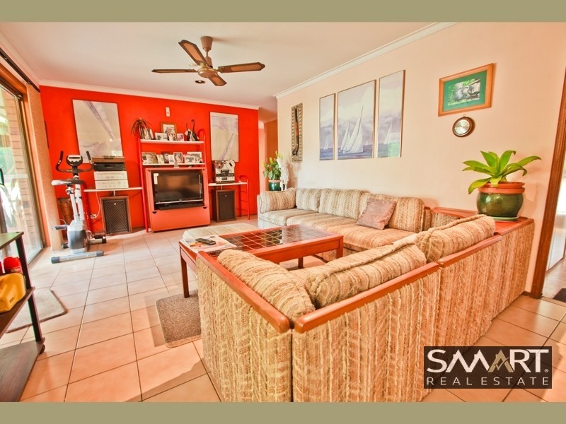 152 Heeb Street, Benowa QLD 4217