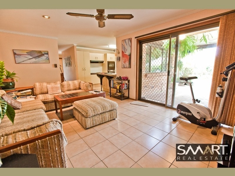 152 Heeb Street, Benowa QLD 4217