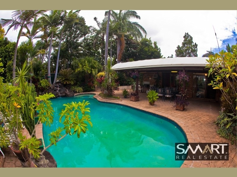 152 Heeb Street, Benowa QLD 4217
