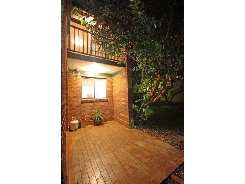 6/111 Salerno Street, Isle Of Capri QLD 4217