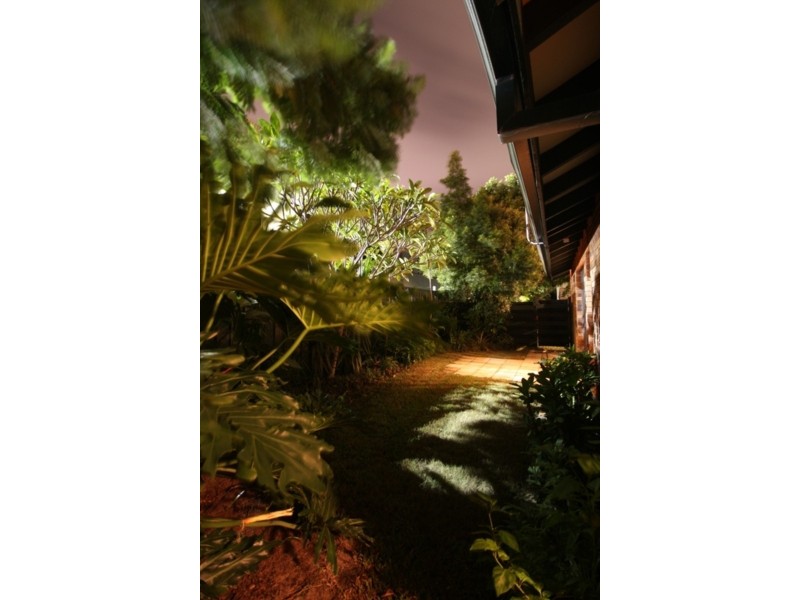 6/111 Salerno Street, Isle Of Capri QLD 4217