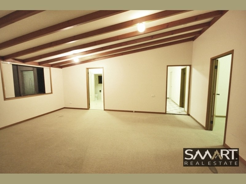 121 Turpin Road, Labrador QLD 4215