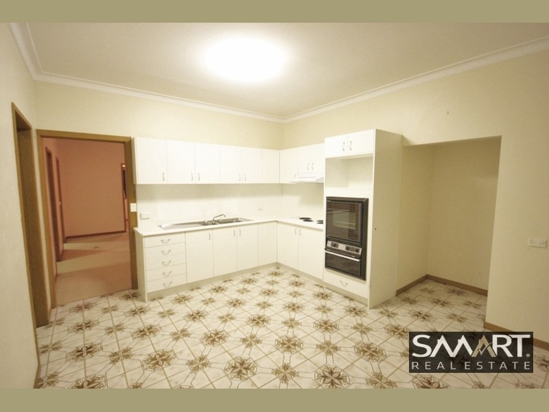 121 Turpin Road, Labrador QLD 4215