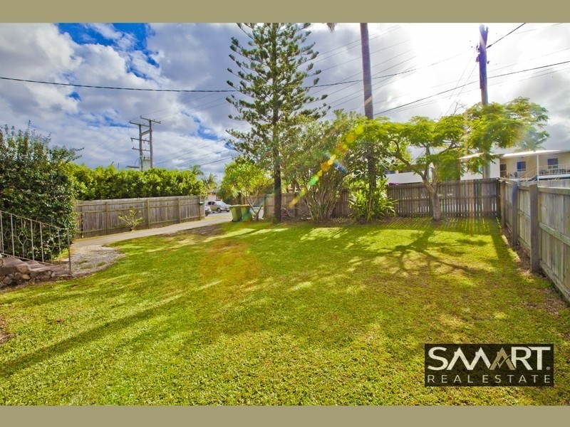 121 Turpin Road, Labrador QLD 4215