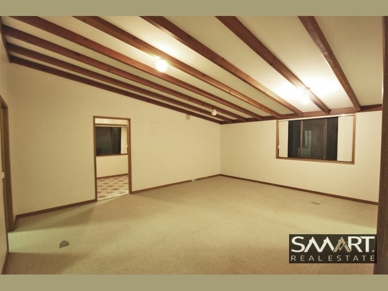 121 Turpin Road, Labrador QLD 4215