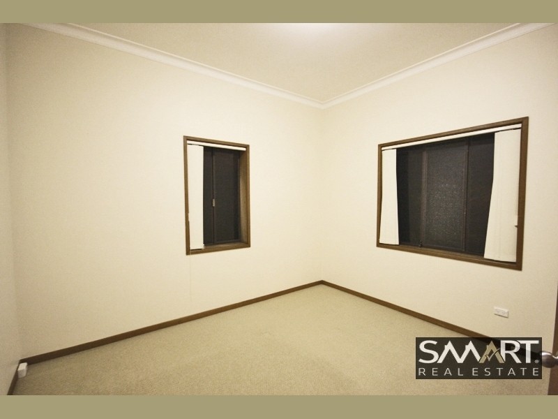 121 Turpin Road, Labrador QLD 4215