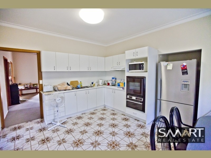 121 Turpin Road, Labrador QLD 4215