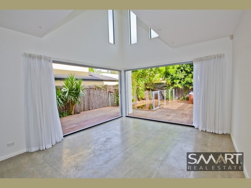 1/76 Heeb Street, Benowa QLD 4217