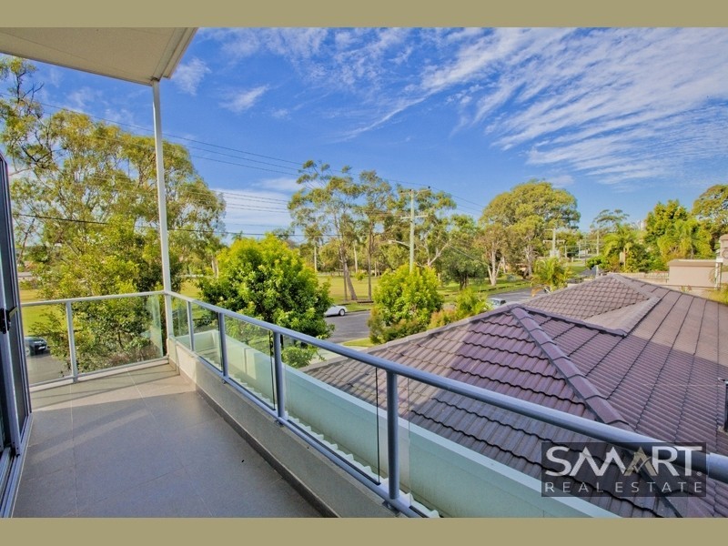 1/76 Heeb Street, Benowa QLD 4217