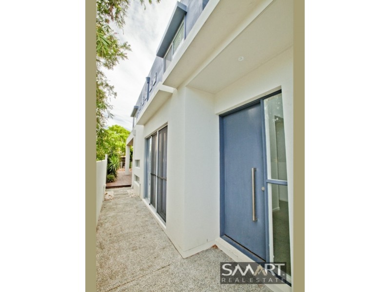 1/76 Heeb Street, Benowa QLD 4217