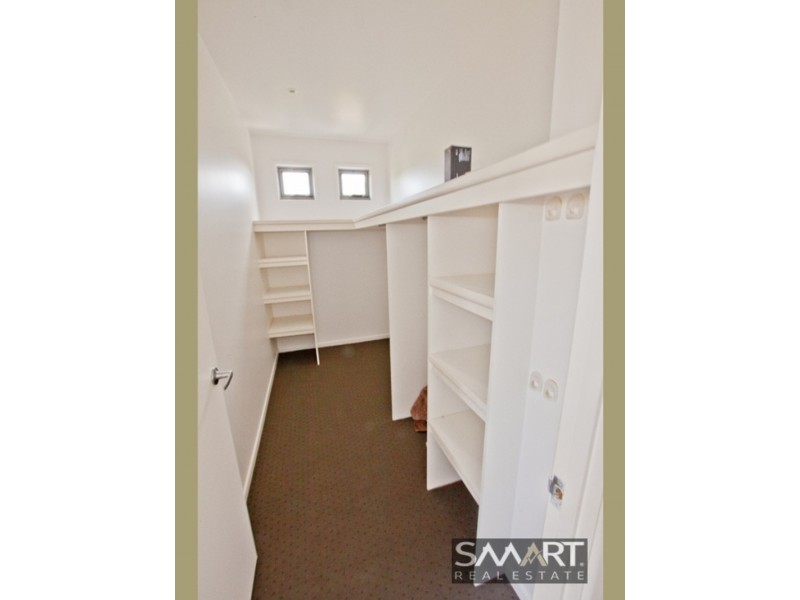 1/76 Heeb Street, Benowa QLD 4217