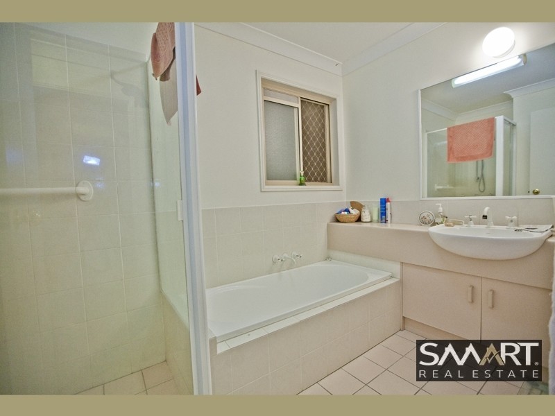 22 Jamieson Drive, Parkwood QLD 4214