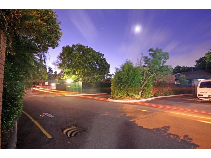 6/111 Salerno Street, Isle Of Capri QLD 4217