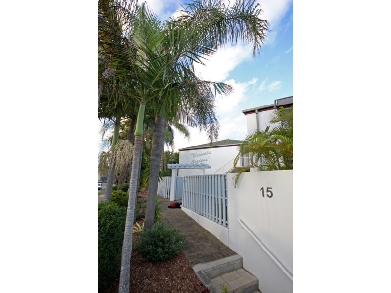 14/15 Weemala Street, Chevron Island QLD 4217