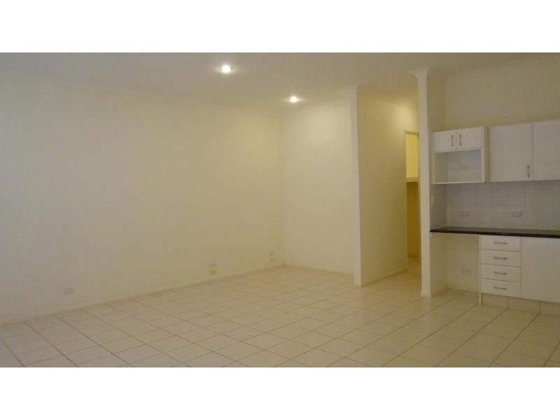 5/2 Ridgeline Way, Highland Park QLD 4211