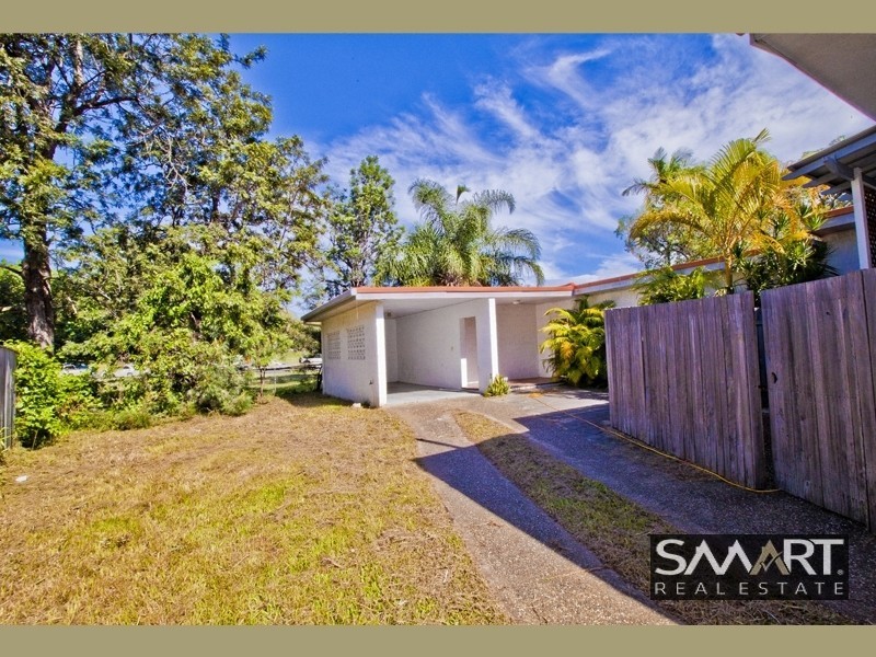 2/4 Louise Street, Southport QLD 4215