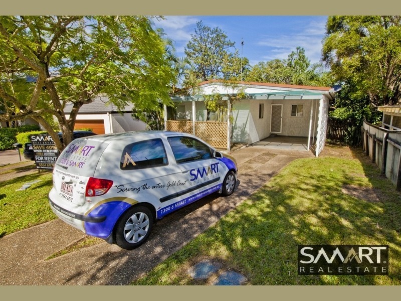 2/4 Louise Street, Southport QLD 4215