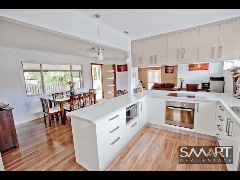 7 Bundarra Street, Coombabah QLD 4216