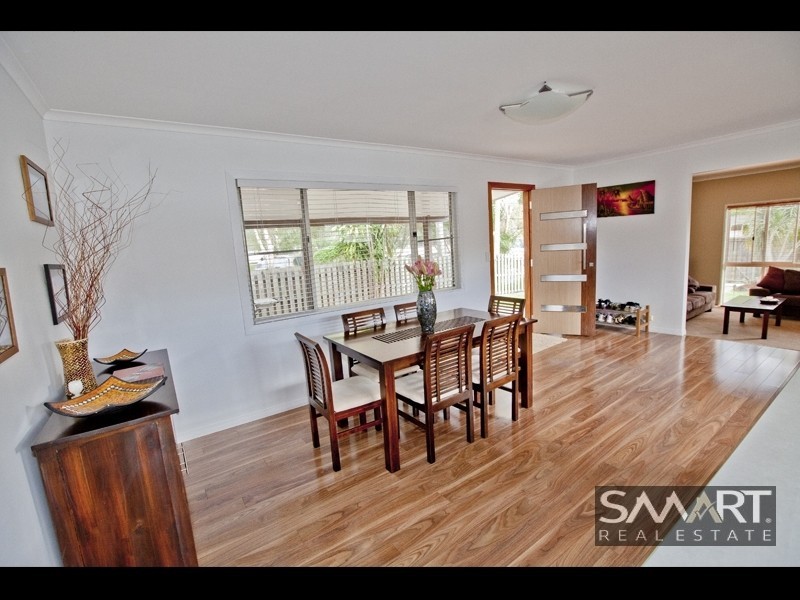 7 Bundarra Street, Coombabah QLD 4216