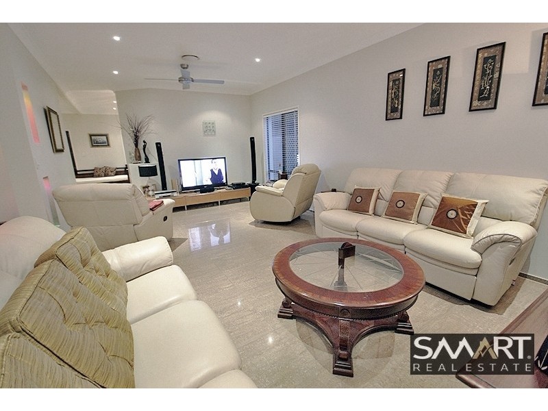 96 Compass Drive, Biggera Waters QLD 4216