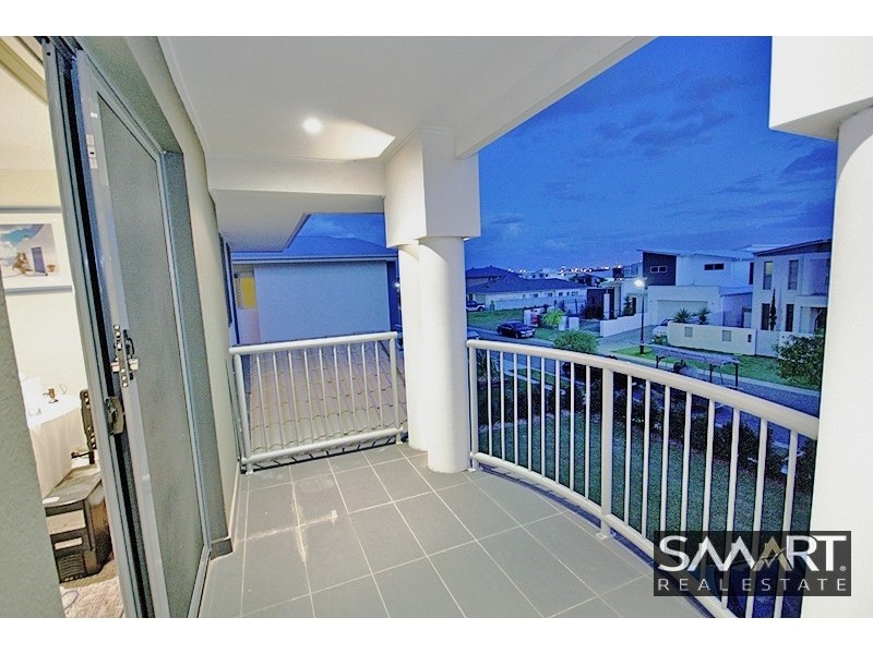 96 Compass Drive, Biggera Waters QLD 4216