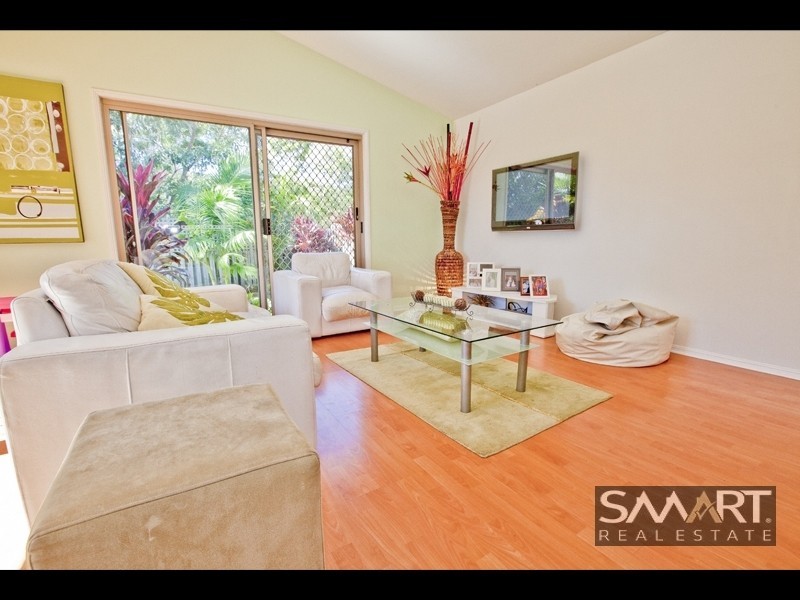 18 Grovedale Cout, Parkwood QLD 4214