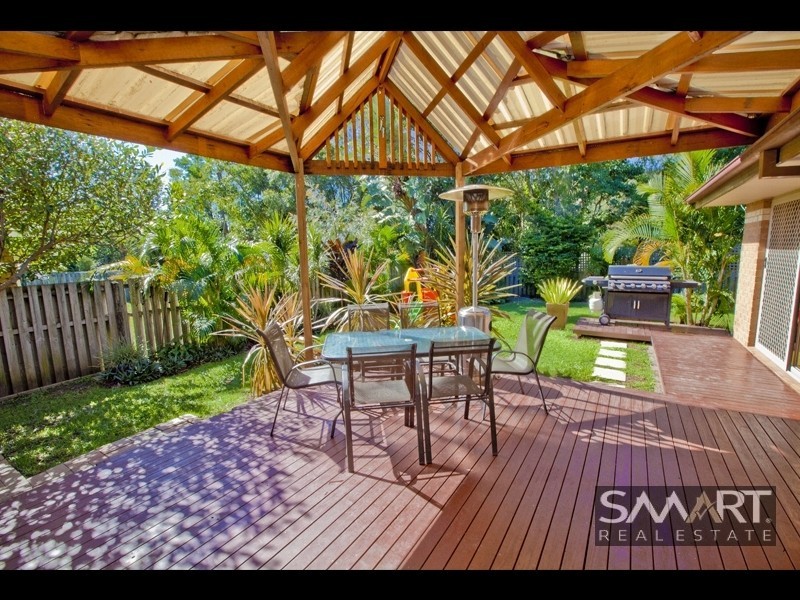 18 Grovedale Cout, Parkwood QLD 4214