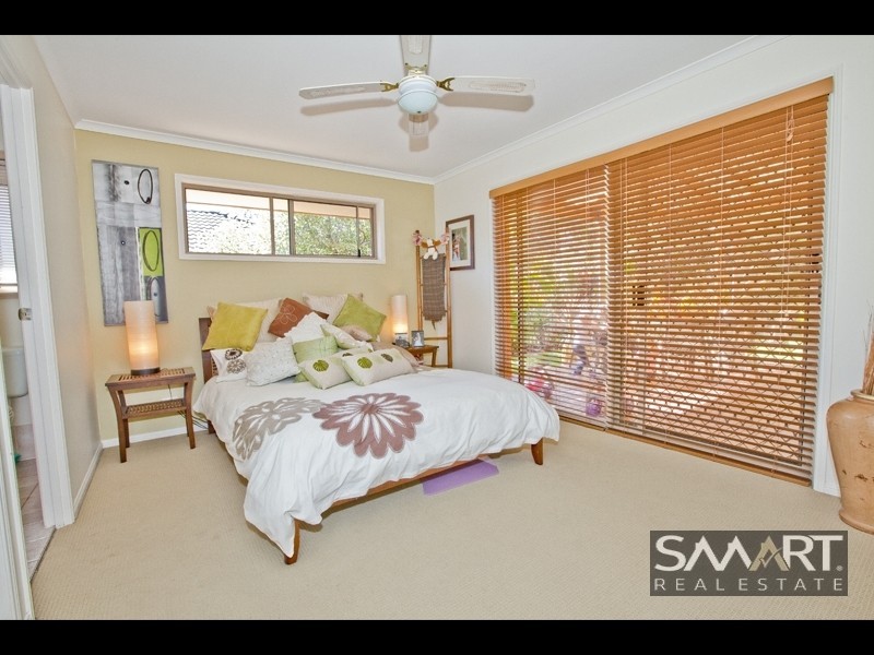 18 Grovedale Cout, Parkwood QLD 4214