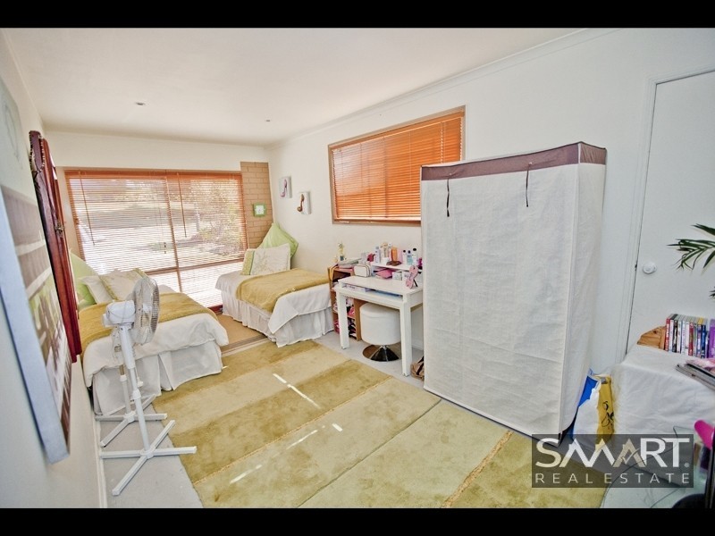 18 Grovedale Cout, Parkwood QLD 4214
