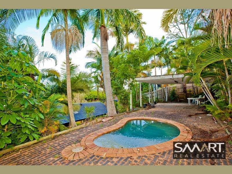 106 Plateau Crescent, Carrara QLD 4211