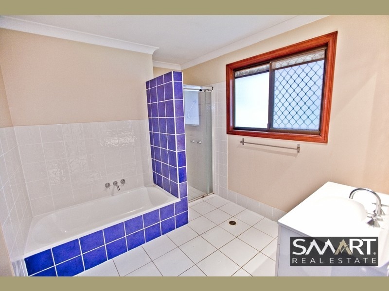 106 Plateau Crescent, Carrara QLD 4211