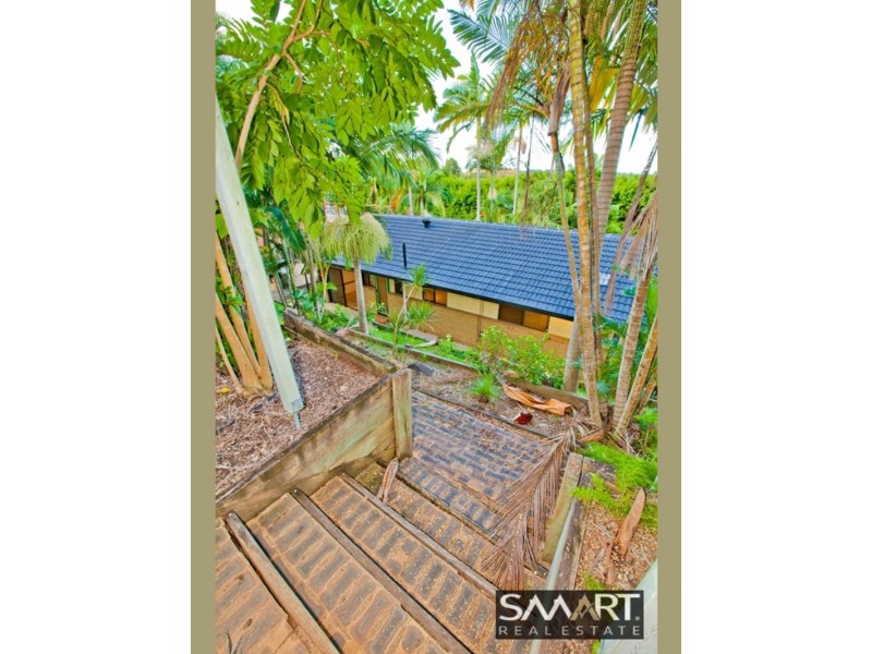 106 Plateau Crescent, Carrara QLD 4211