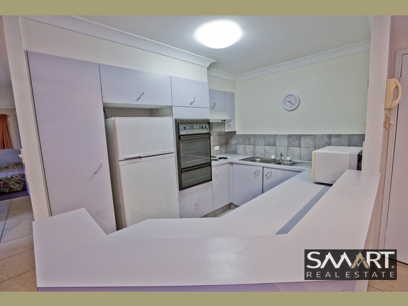 42/42 Beach Parade, Surfers Paradise QLD 4217