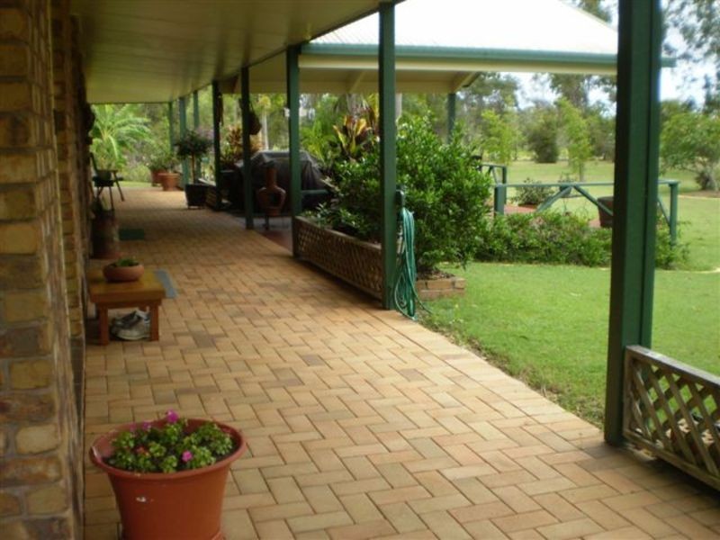 87 Janine Street, Urangan QLD 4655