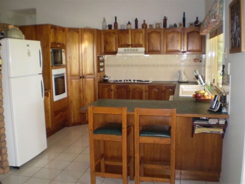 87 Janine Street, Urangan QLD 4655