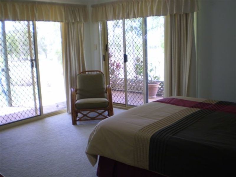 87 Janine Street, Urangan QLD 4655