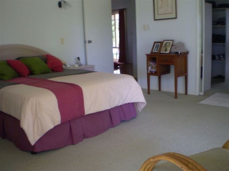 87 Janine Street, Urangan QLD 4655