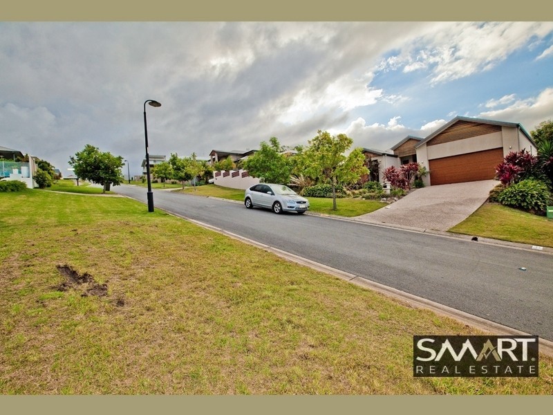 7 Molonglo Close, Reedy Creek QLD 4227