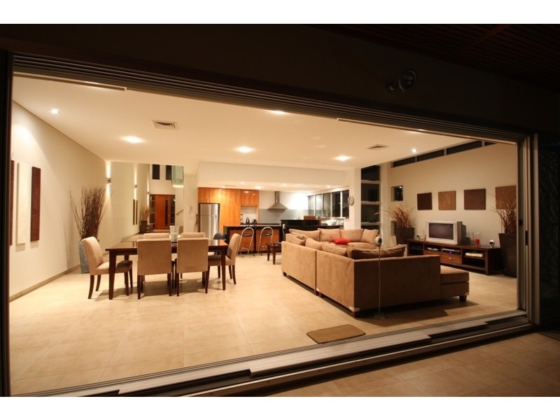 3033A The Boulevarde, Benowa QLD 4217