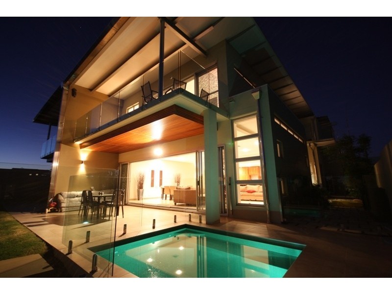3033A The Boulevarde, Benowa QLD 4217
