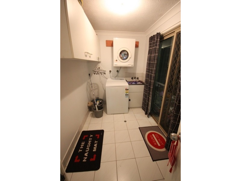 3033A The Boulevarde, Benowa QLD 4217
