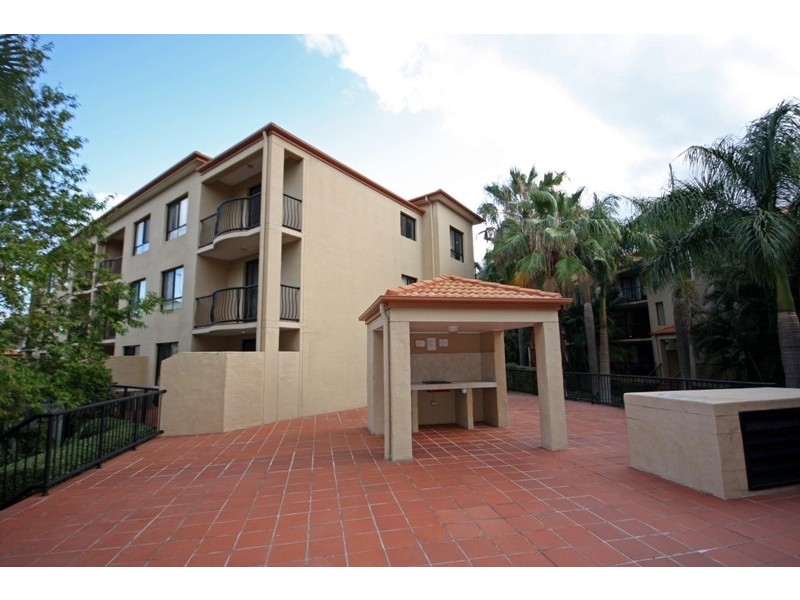 6/61 North Street, Southport QLD 4215