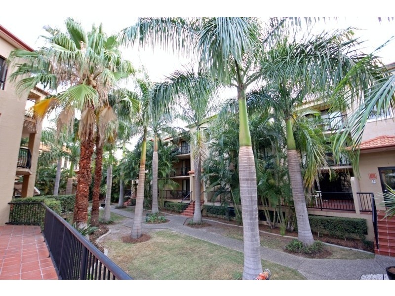 6/61 North Street, Southport QLD 4215