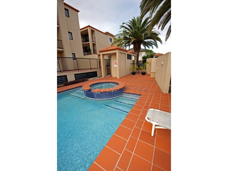 6/61 North Street, Southport QLD 4215